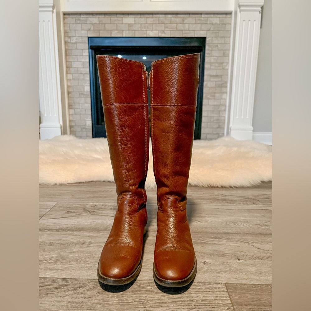 Tory burch boots